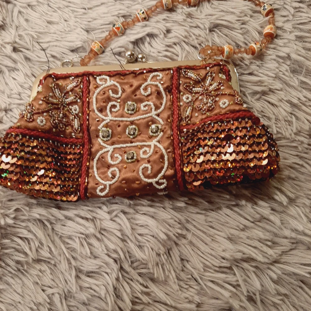 Vintage Beaded Clutch - Picture 13 of 13